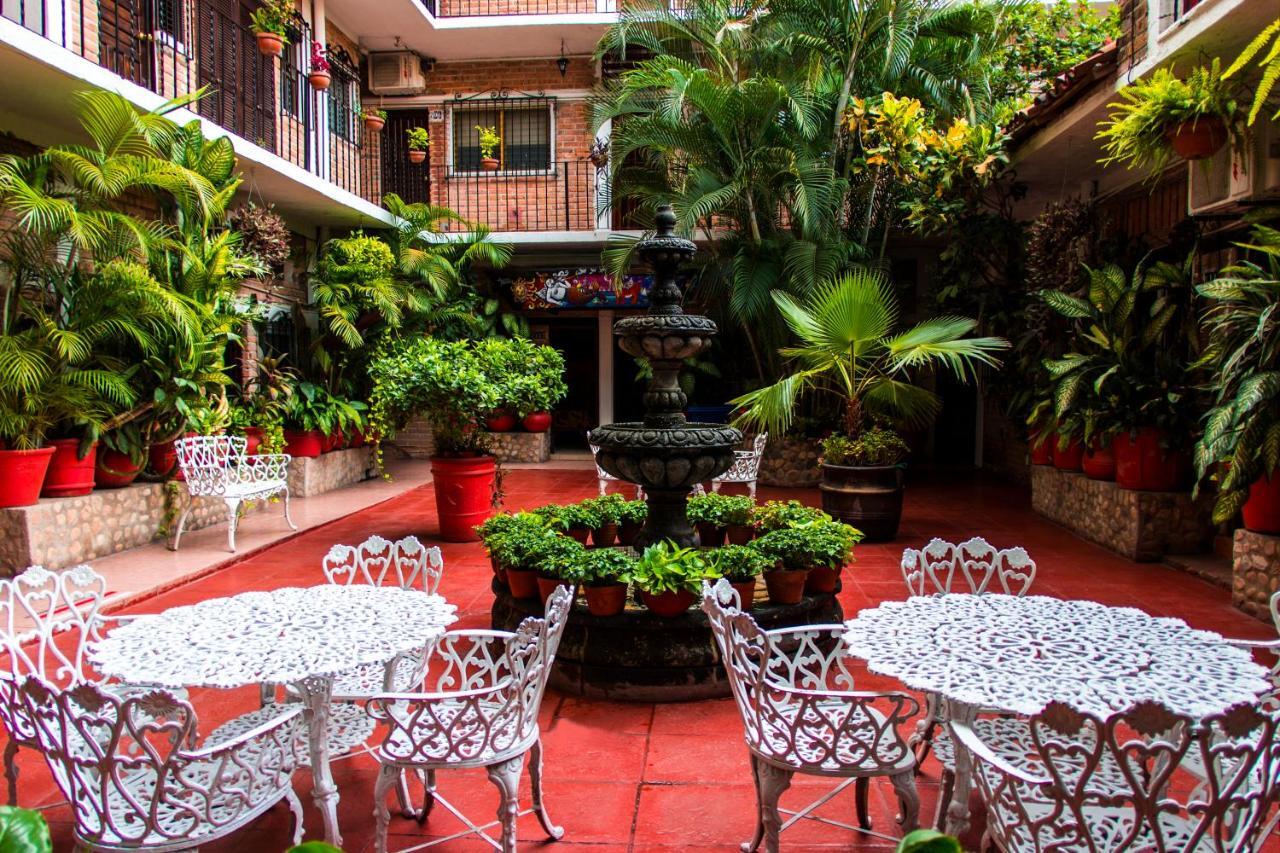 Hotel Posada De Roger プエルトバラータ エクステリア 写真