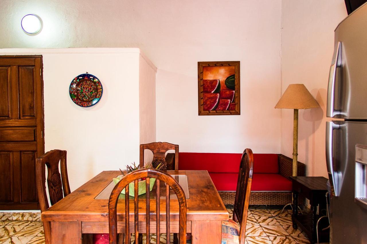 Hotel Posada De Roger プエルトバラータ エクステリア 写真