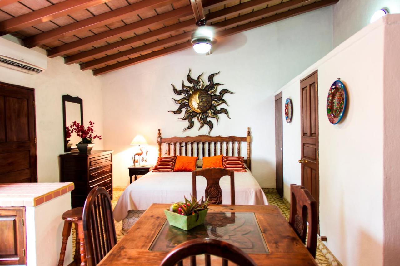 Hotel Posada De Roger プエルトバラータ エクステリア 写真