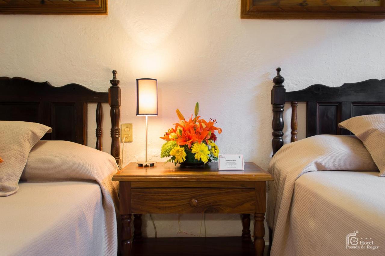 Hotel Posada De Roger プエルトバラータ エクステリア 写真