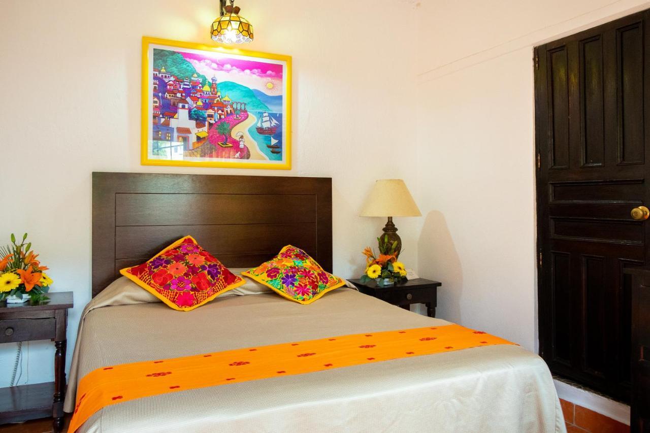 Hotel Posada De Roger プエルトバラータ エクステリア 写真