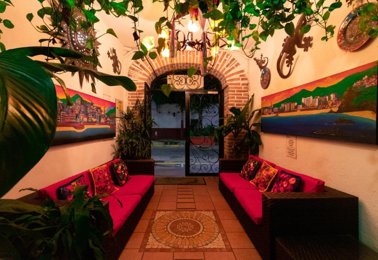 Hotel Posada De Roger プエルトバラータ エクステリア 写真